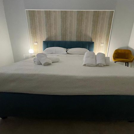 Minioto Rooms Noto Exteriör bild