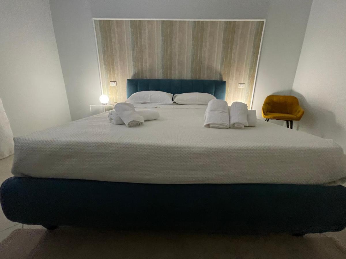 Minioto Rooms Noto Exteriör bild
