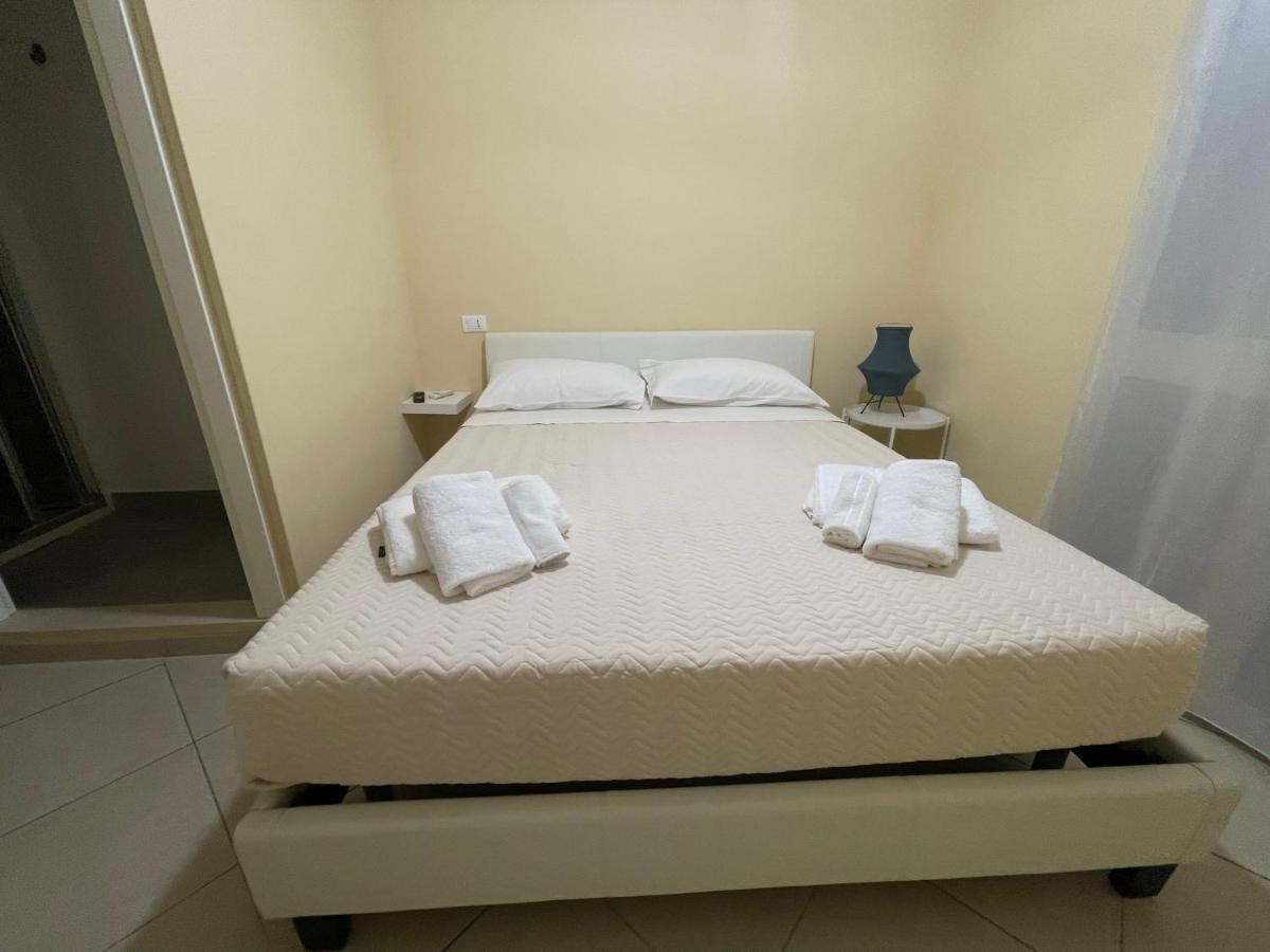 Minioto Rooms Noto Exteriör bild